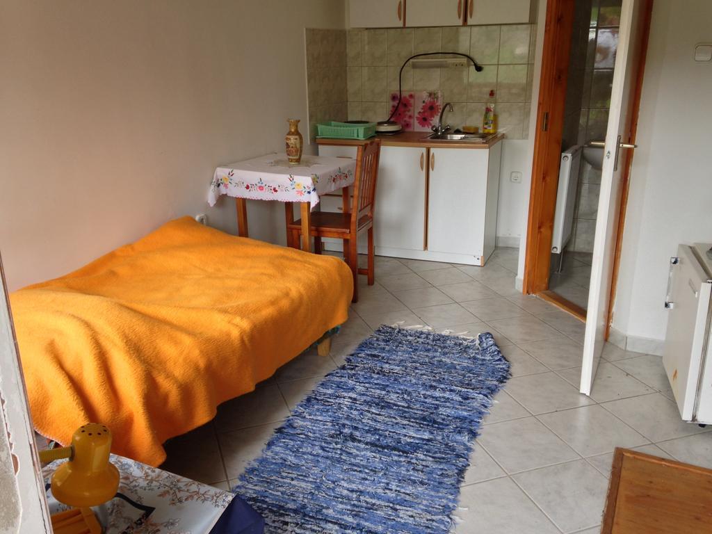 Petra Apartmanok فيليم الغرفة الصورة